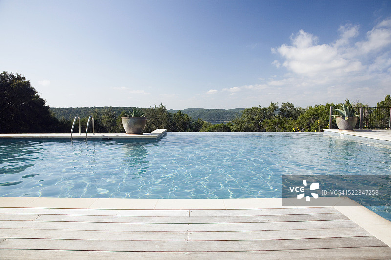 无边泳池图片素材