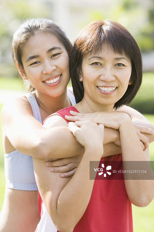 母亲和女儿图片素材