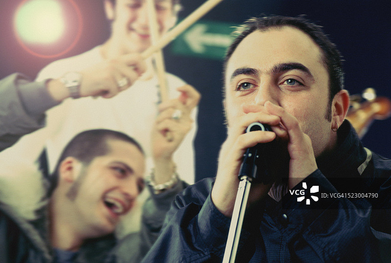 音乐家表演图片素材