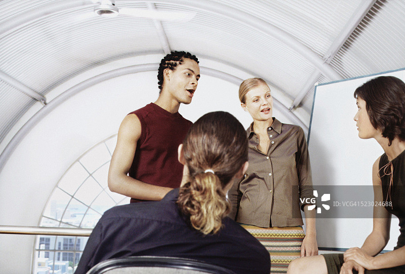 头脑风暴小组图片素材