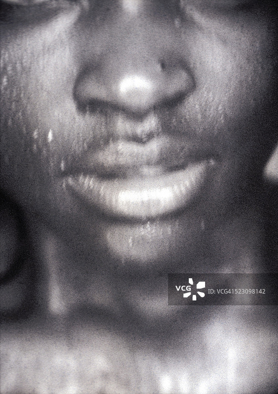 女人的嘴和鼻子图片素材