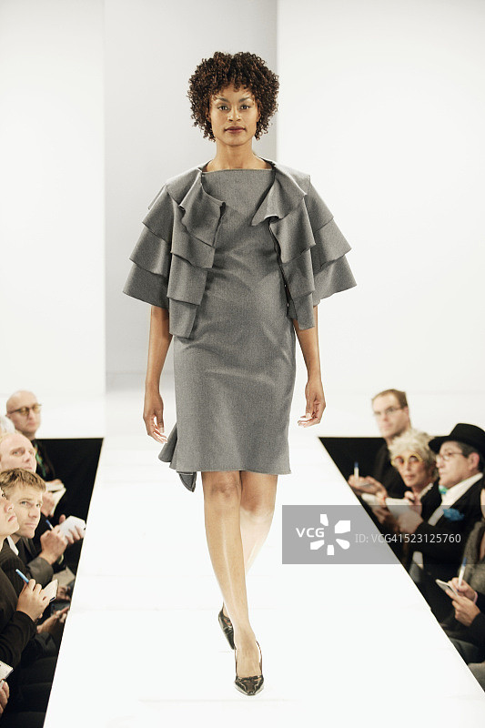 时装模特走秀图片素材