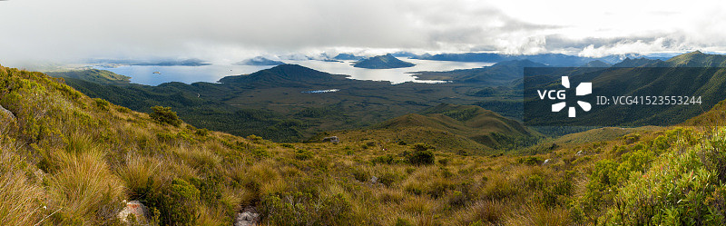 壮丽的佩德湖图片素材