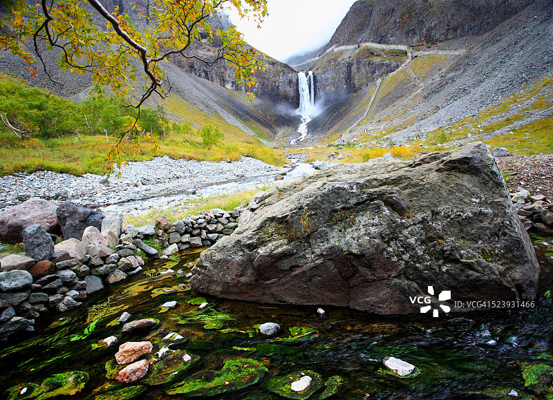 长白山瀑布图片素材