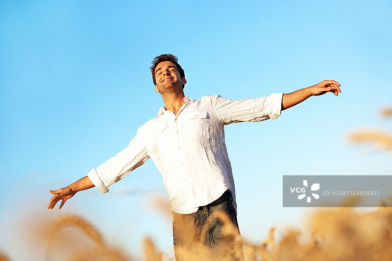 释放内心的嬉皮士图片素材