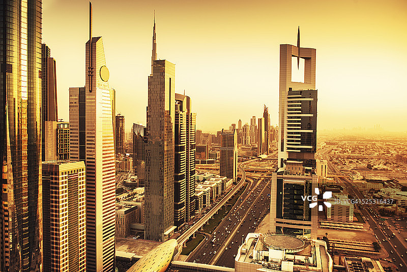 迪拜市中心城市灯光图片素材