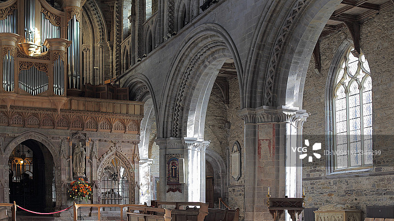 圣戴维斯大教堂内部图片素材