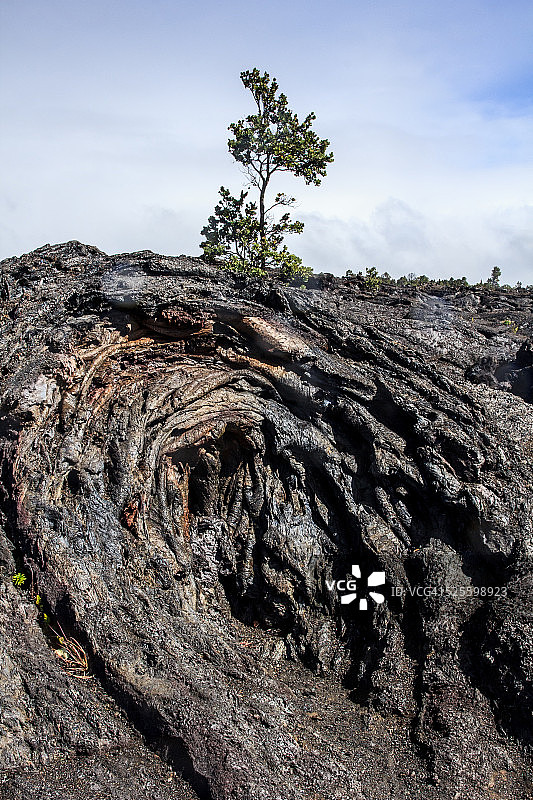 基拉韦厄火山熔岩流图片素材
