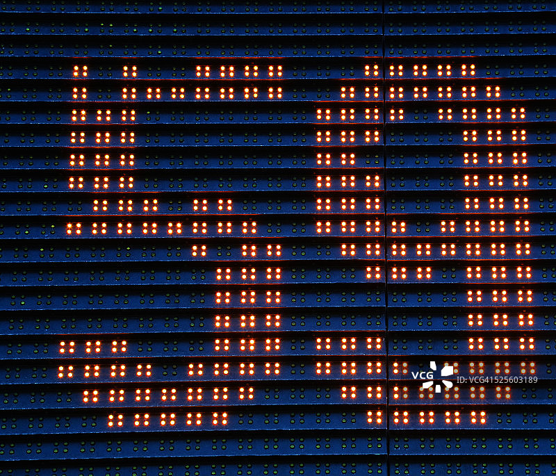 发现的字母和数字图片素材