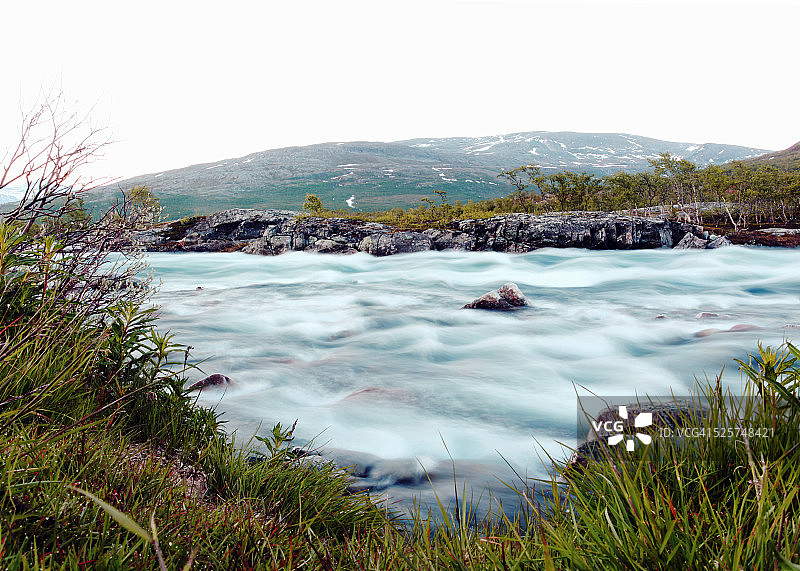 流动的河流图片素材