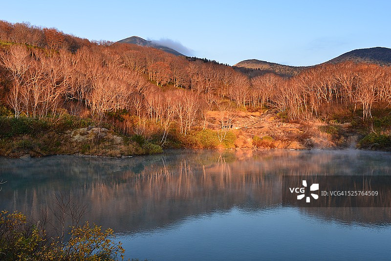 日本青森县的地狱沼图片素材