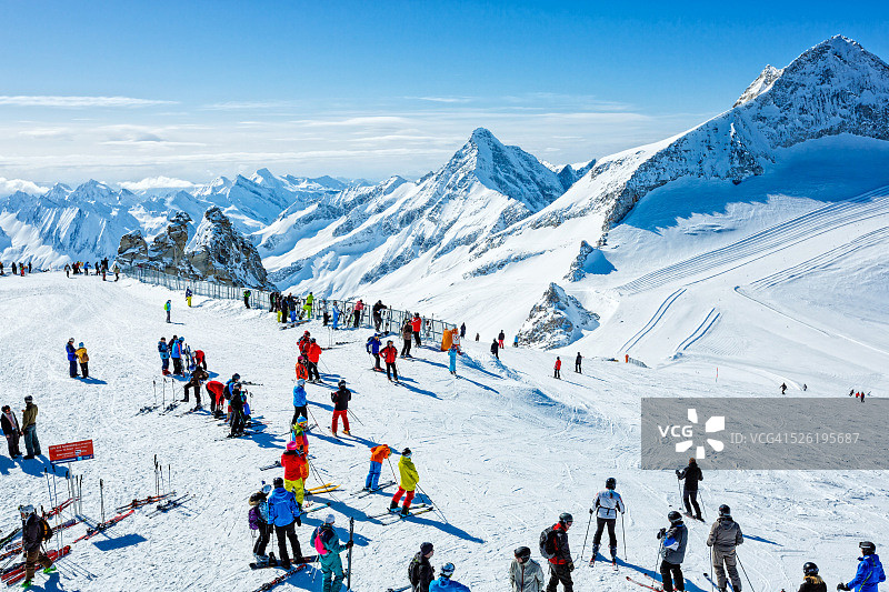 奥地利蒂罗尔州辛特图克斯冬季滑雪胜地图片素材