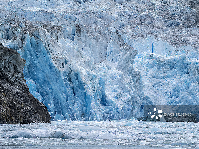 翠西峡湾内通道的索耶冰川图片素材