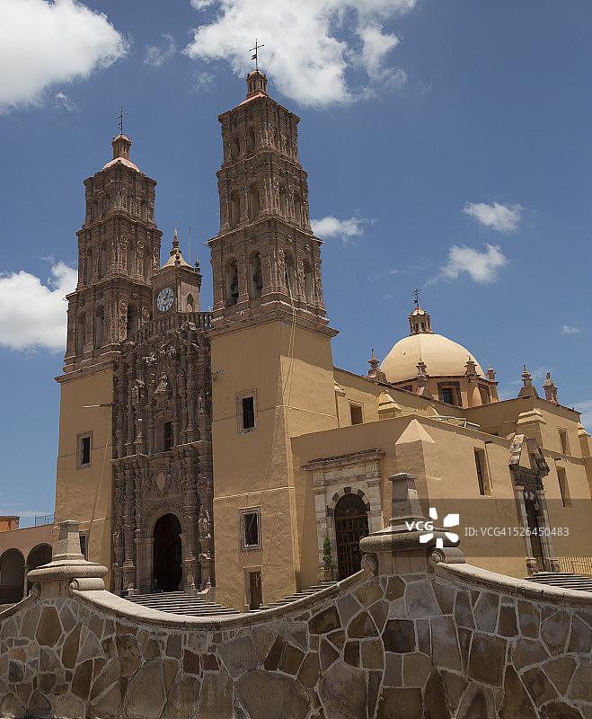 多洛雷斯·伊达尔戈主广场著名教堂图片素材