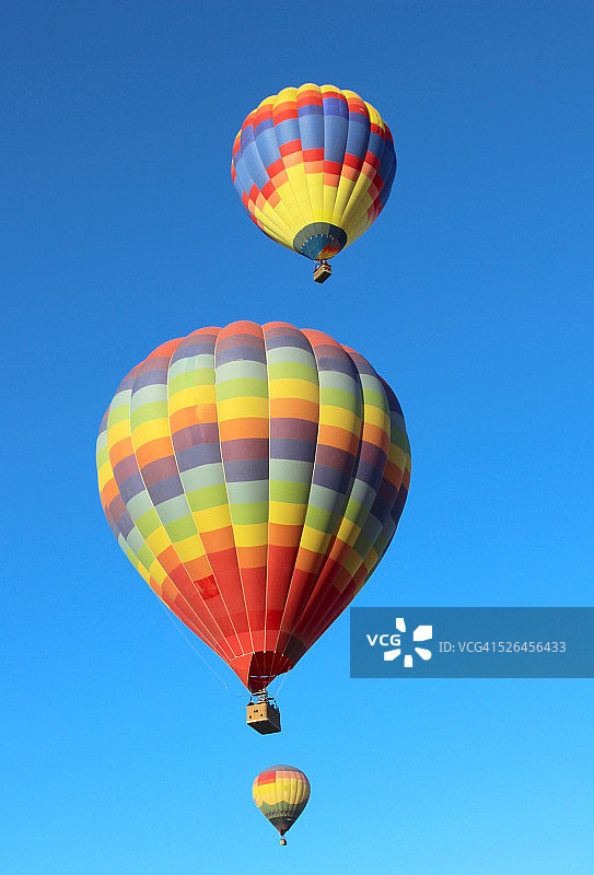 三个热气球图片素材