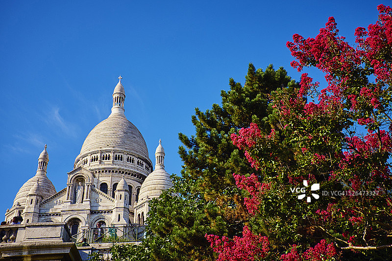 法国巴黎：蒙马特圣心大教堂图片素材