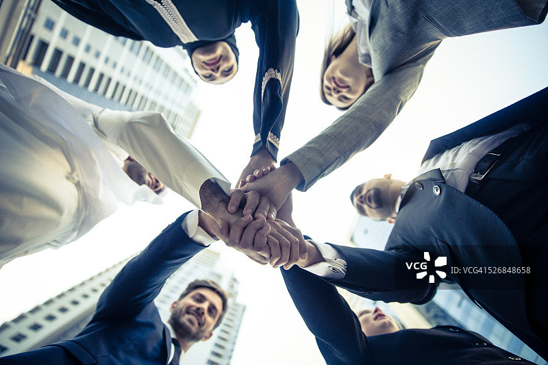 多元文化商业人士之间的团结图片素材