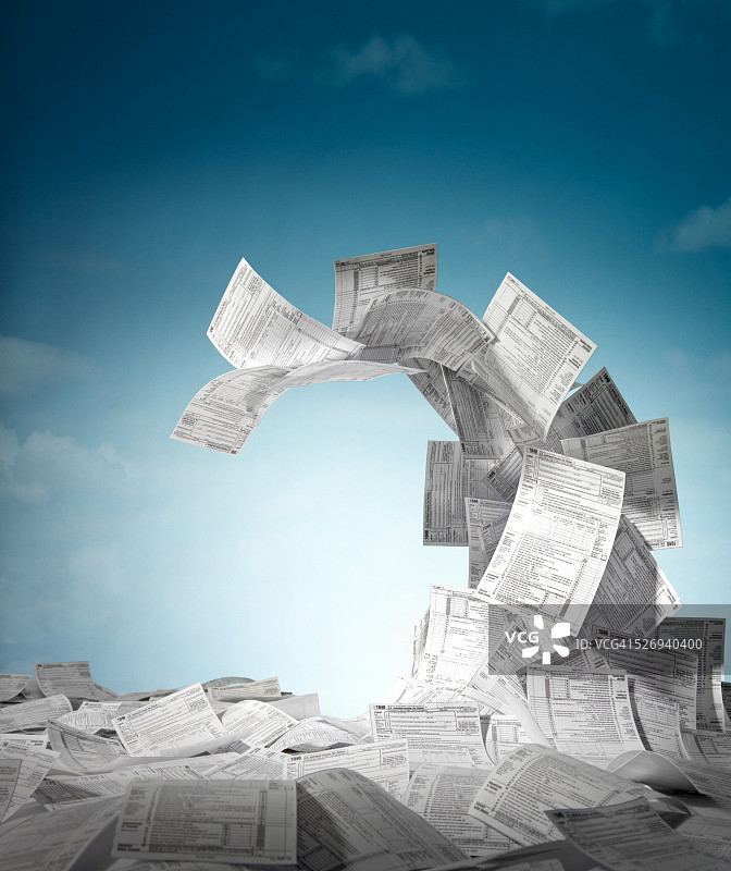 形成巨浪的1040税表图片素材