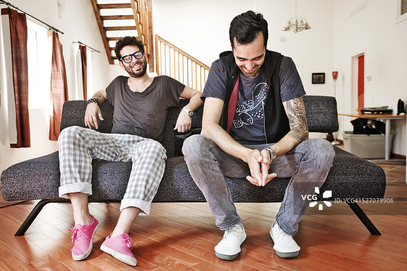 室友们一起外出图片素材