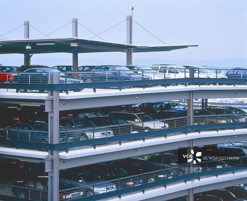 多层停车场图片素材