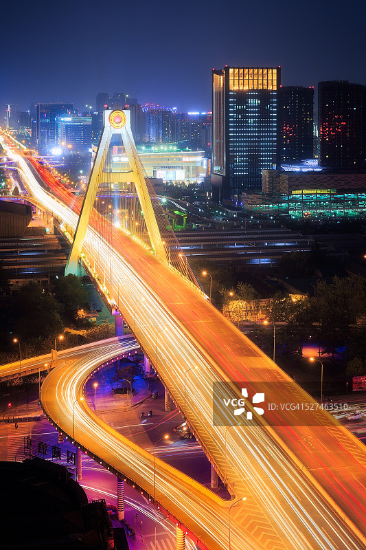 中国四川成都南门夜景图片素材