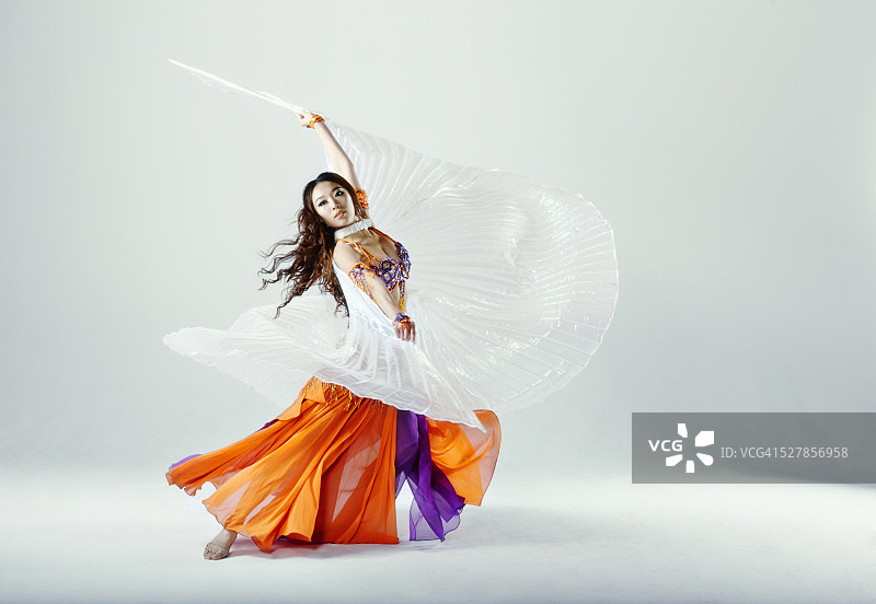 肚皮舞舞者肖像图片素材