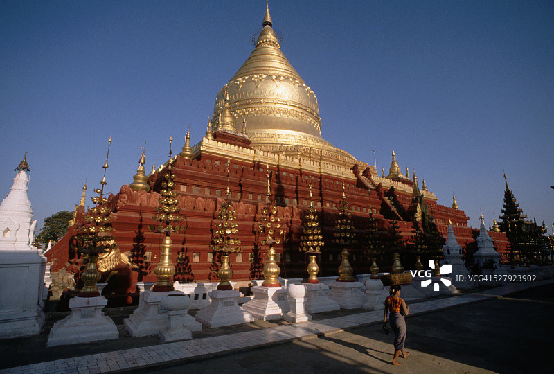 瑞西光塔图片素材