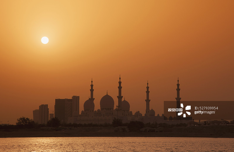 日落时分的清真寺图片素材