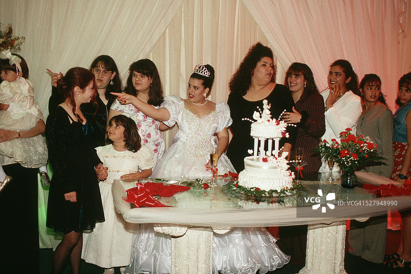 成人礼庆祝活动图片素材