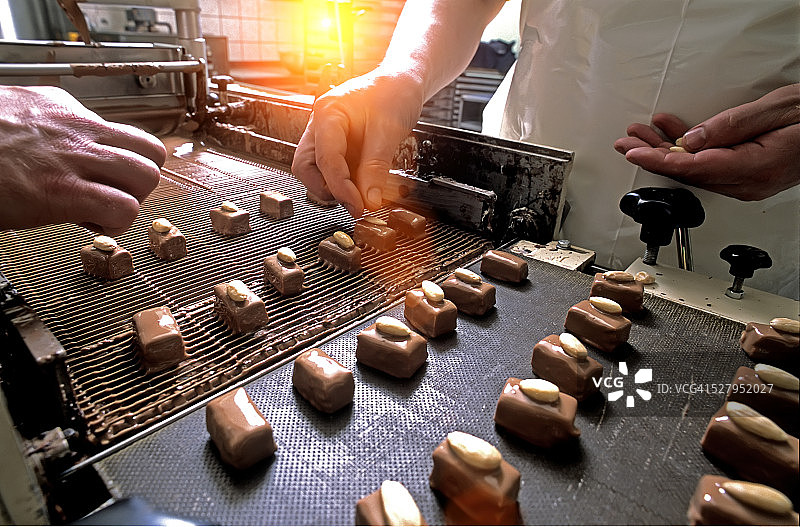 制作比利时巧克力图片素材