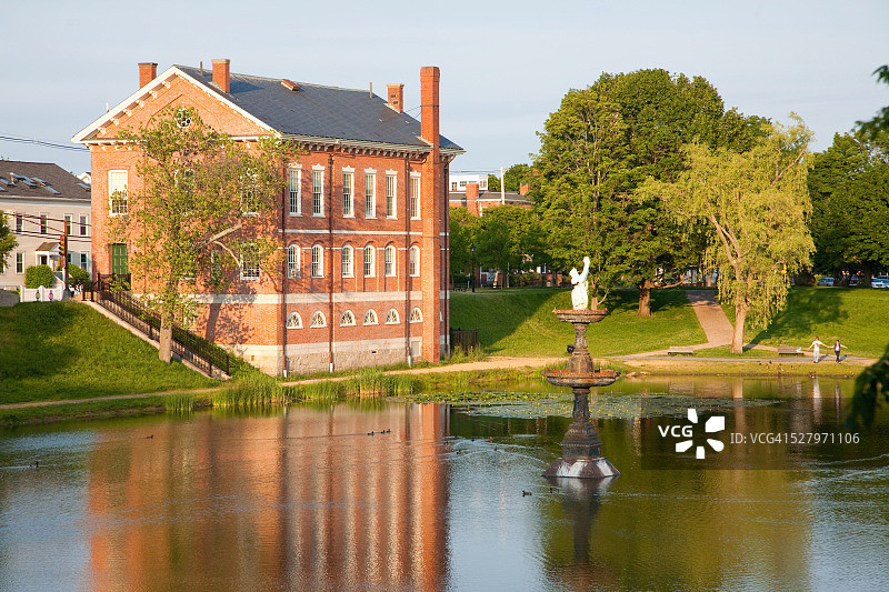 新伯里波特巴特利特购物中心高等法院图片素材