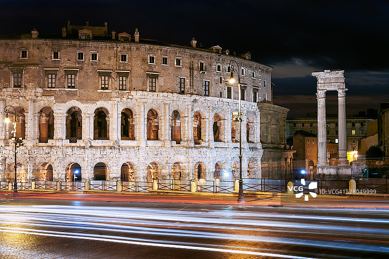 意大利罗马马赛卢斯剧院大街图片素材