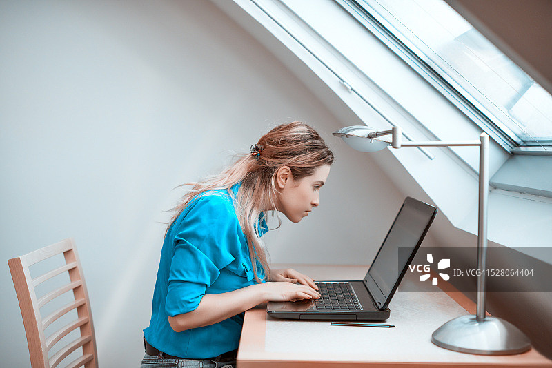 努力完成工作图片素材