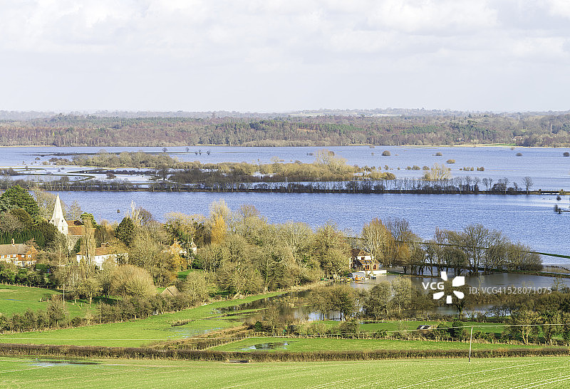 西萨塞克斯郡安伯利特大洪水景观图片素材