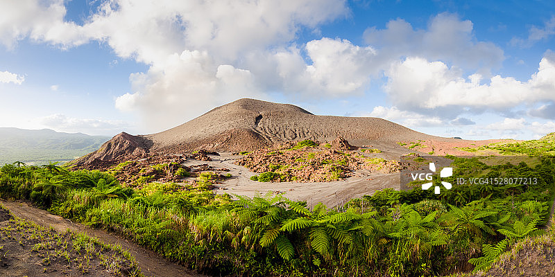 瓦努阿图塔纳岛上的亚苏尔火山图片素材