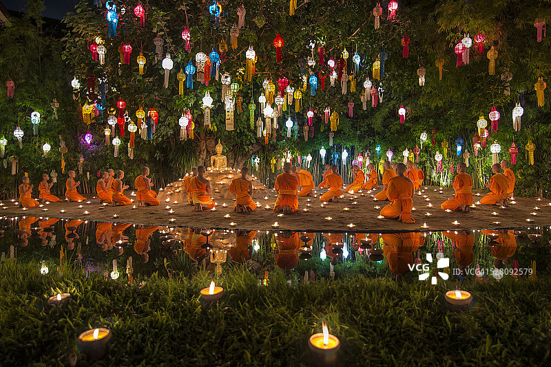 泰国清迈水灯节图片素材