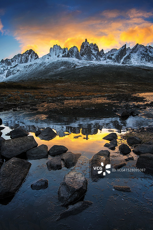 育空地区的墓碑图片素材