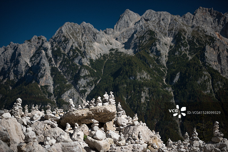 山间寺庙图片素材