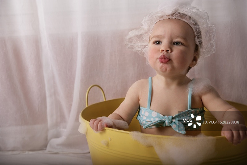 宝宝洗澡图片素材