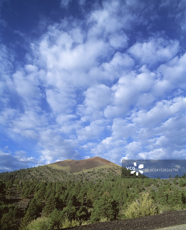 亚利桑那州日落火山口国家纪念碑的火山景观图片素材