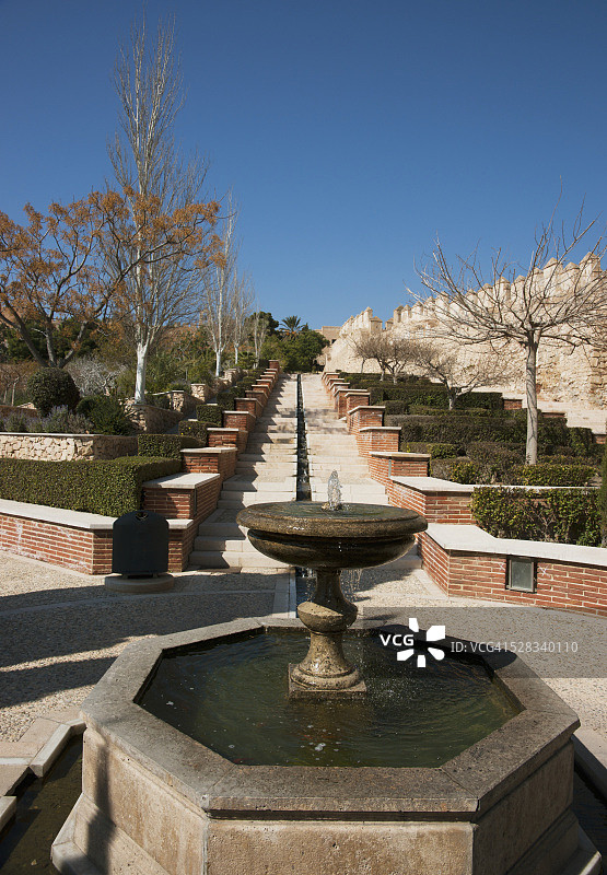 西班牙安达卢西亚阿尔梅里亚喷泉图片素材