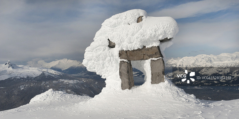 加拿大不列颠哥伦比亚省惠斯勒的雪景建筑图片素材