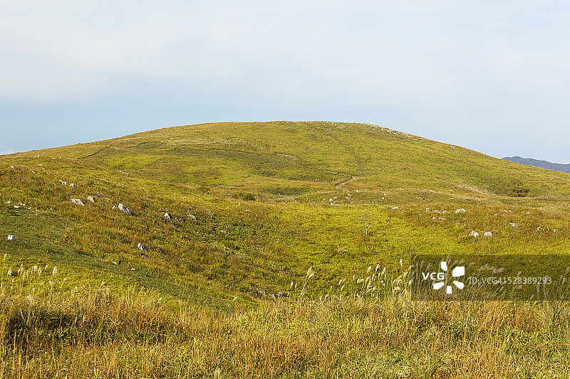 秋吉台喀斯特地貌，日本图片素材