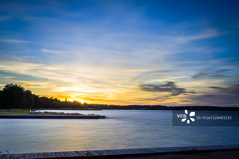 日落后的长时间曝光图片素材