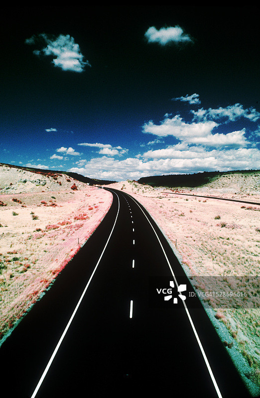 美国西南部道路图片素材