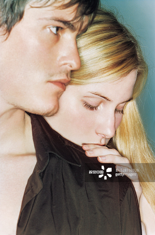 年轻的夫妇图片素材