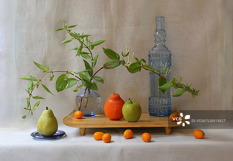 金银花与梨图片素材