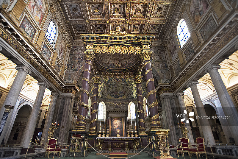 罗马圣母大教堂内部图片素材
