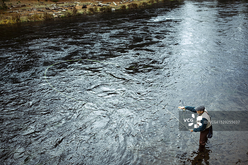 在俄勒冈州本德的飞蝇钓图片素材