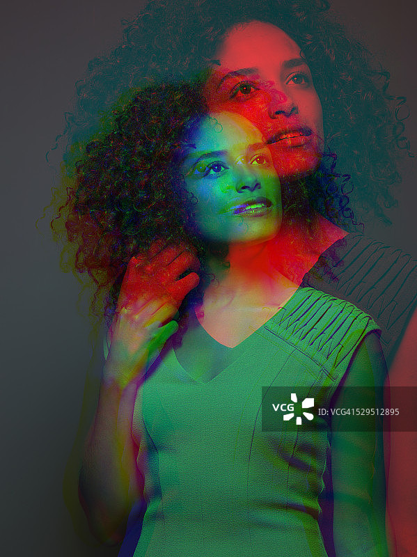 女性多重曝光人像图片素材